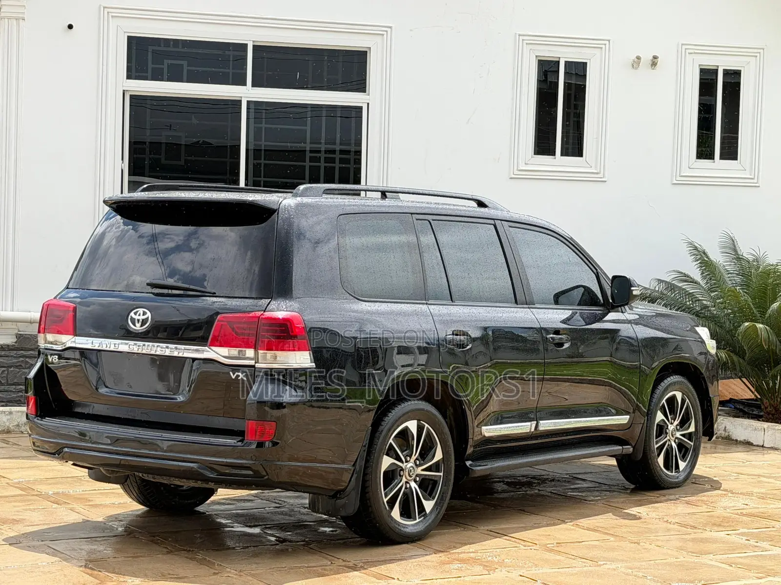 Toyota Land Cruiser 2013 Black