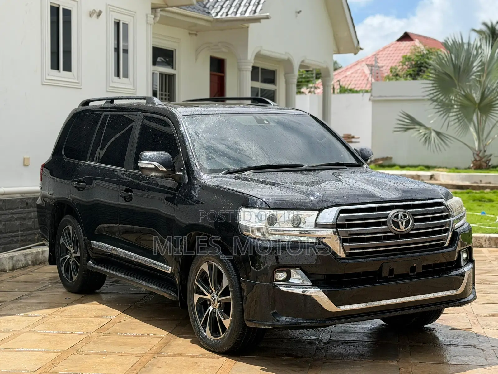 Toyota Land Cruiser 2013 Black