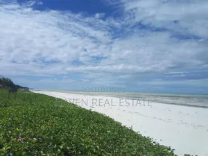 Beach Plot for Sale at Kilwa