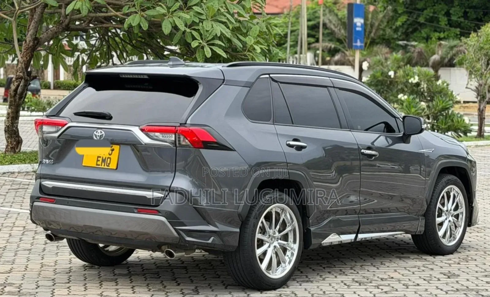 Toyota RAV4 Hybrid 2019 Black