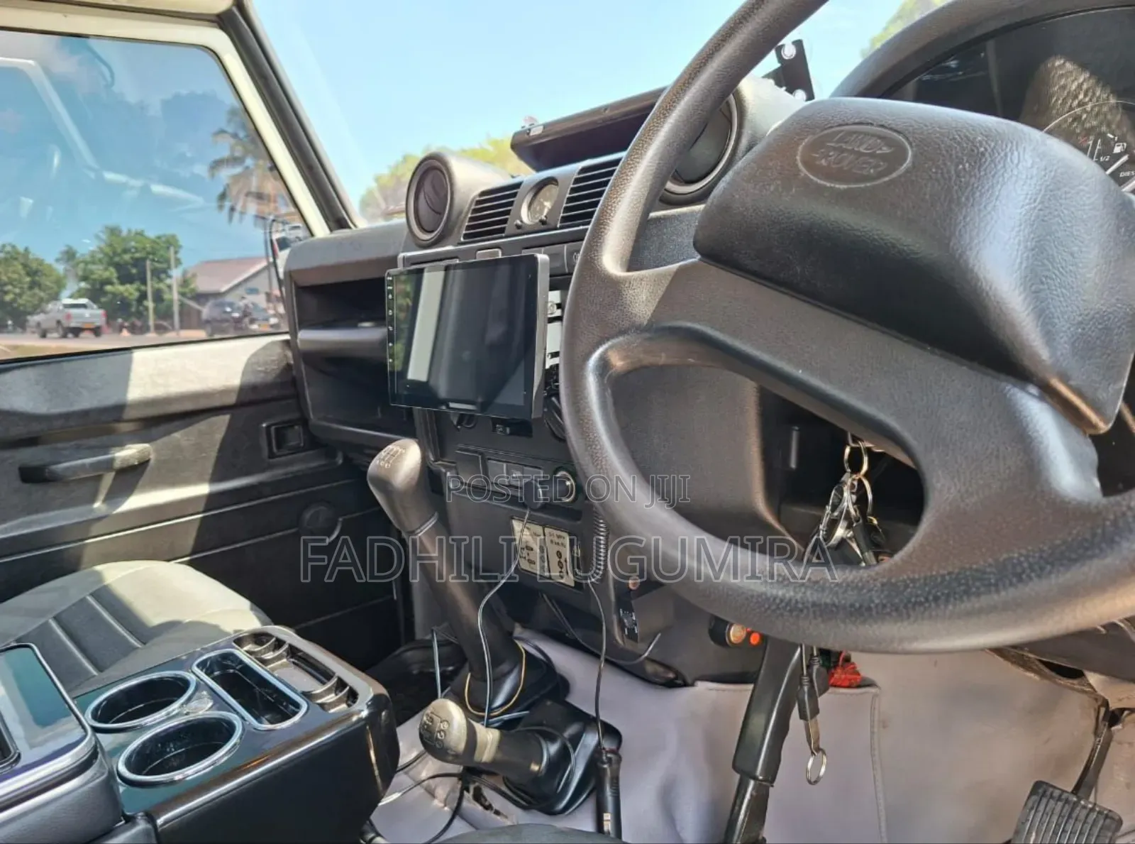 Land Rover Defender 2015 White