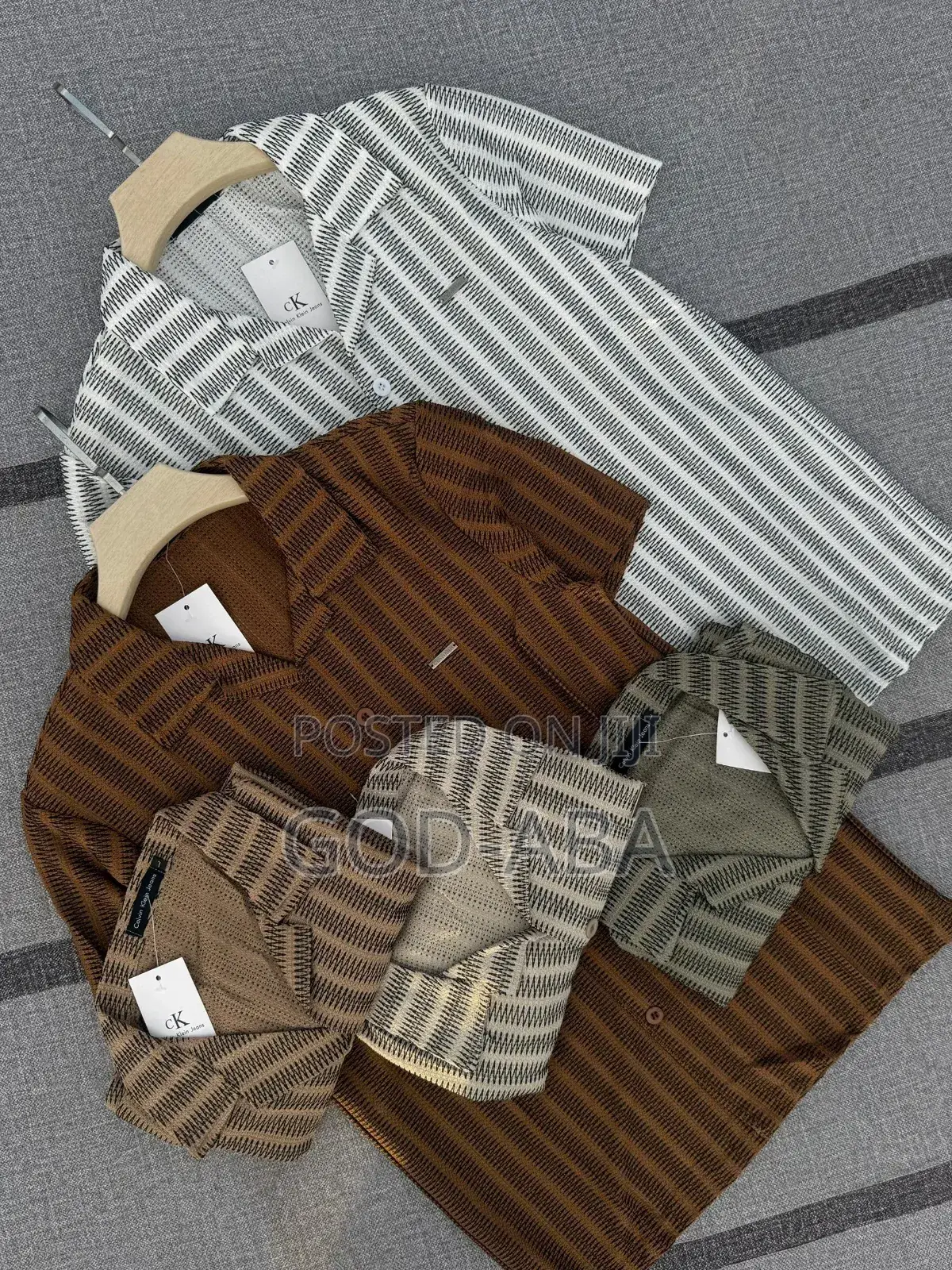 Shirts Za Mistari