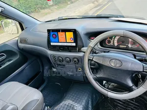 Toyota Noah 2003 Silver
