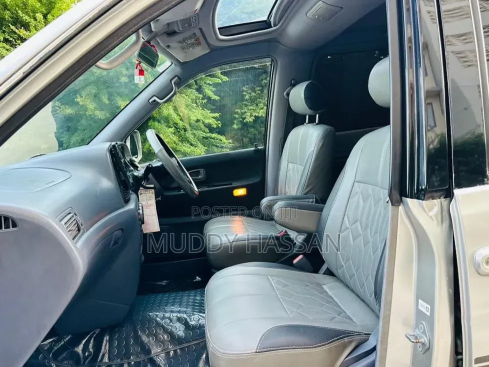 Toyota Noah 2003 Silver