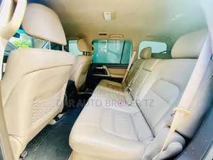Toyota Land Cruiser 2007 Black