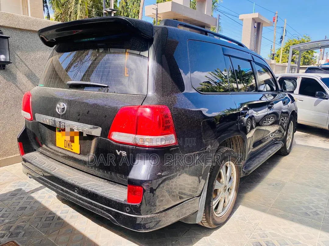 Toyota Land Cruiser 2007 Black