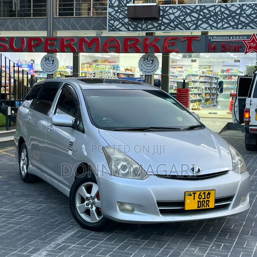 Toyota Wish 2006 Silver