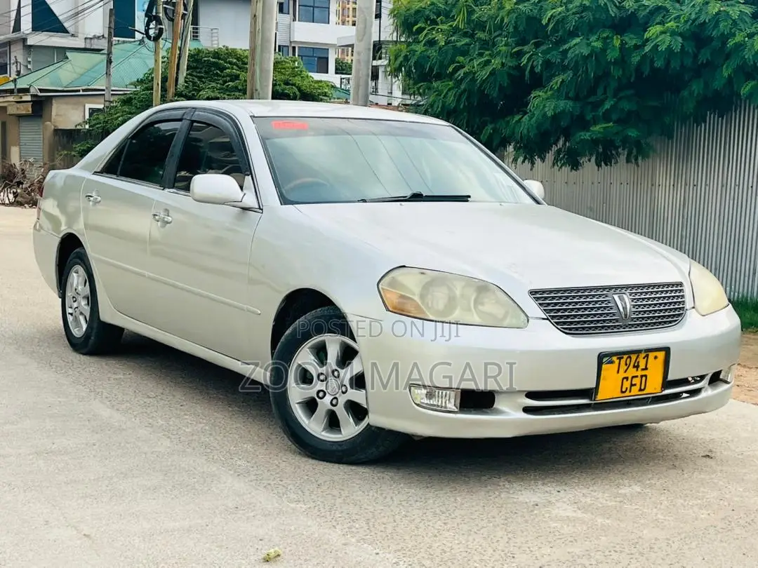 Toyota Mark II 2002 Silver