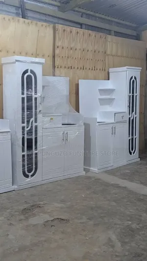 Kitchen Za Mtungi Na Kabati