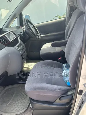 Toyota Noah 2008 Silver
