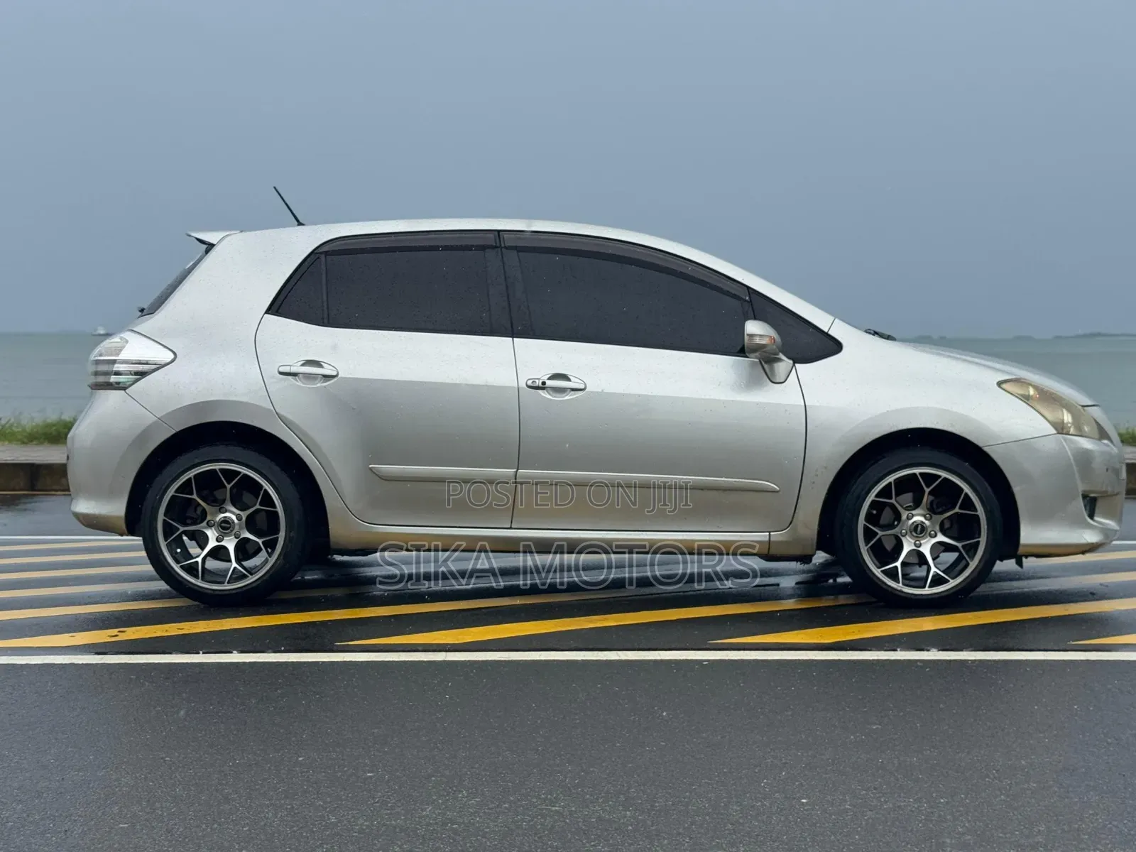 Toyota Blade 2006 Silver