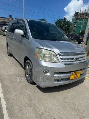 Toyota Noah 2008 Silver
