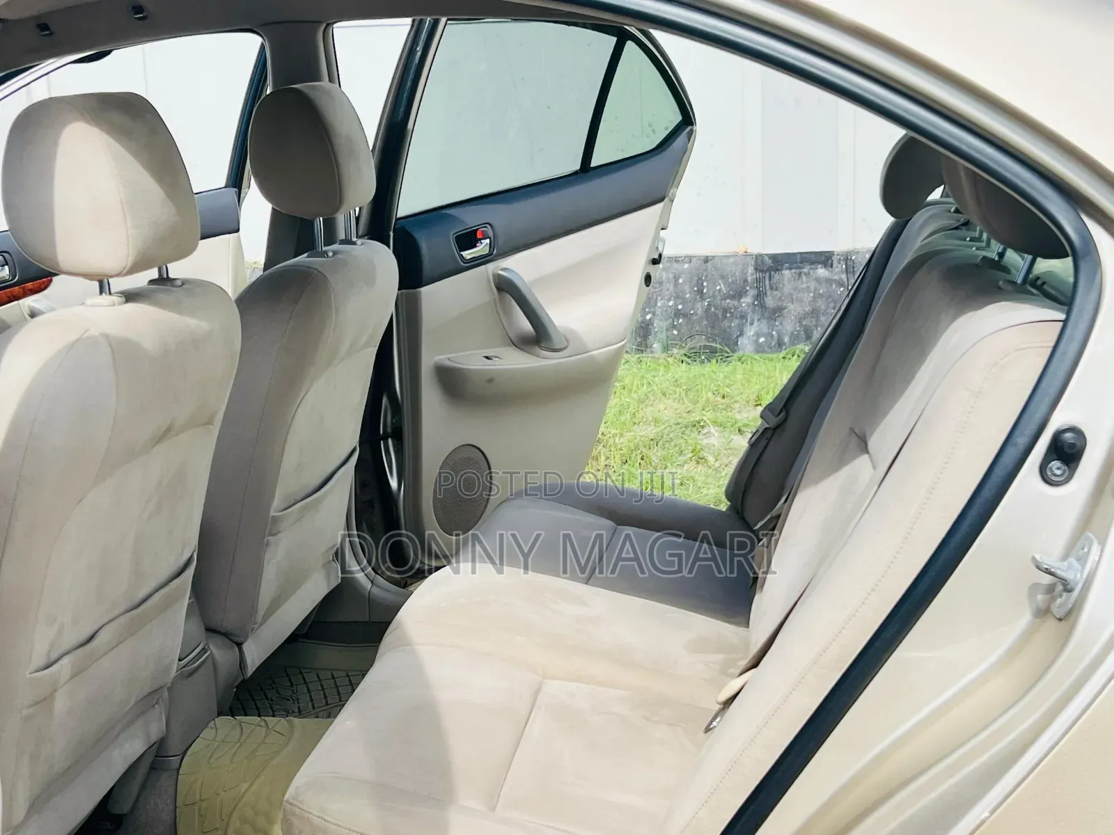 Toyota Premio 2005 Gold
