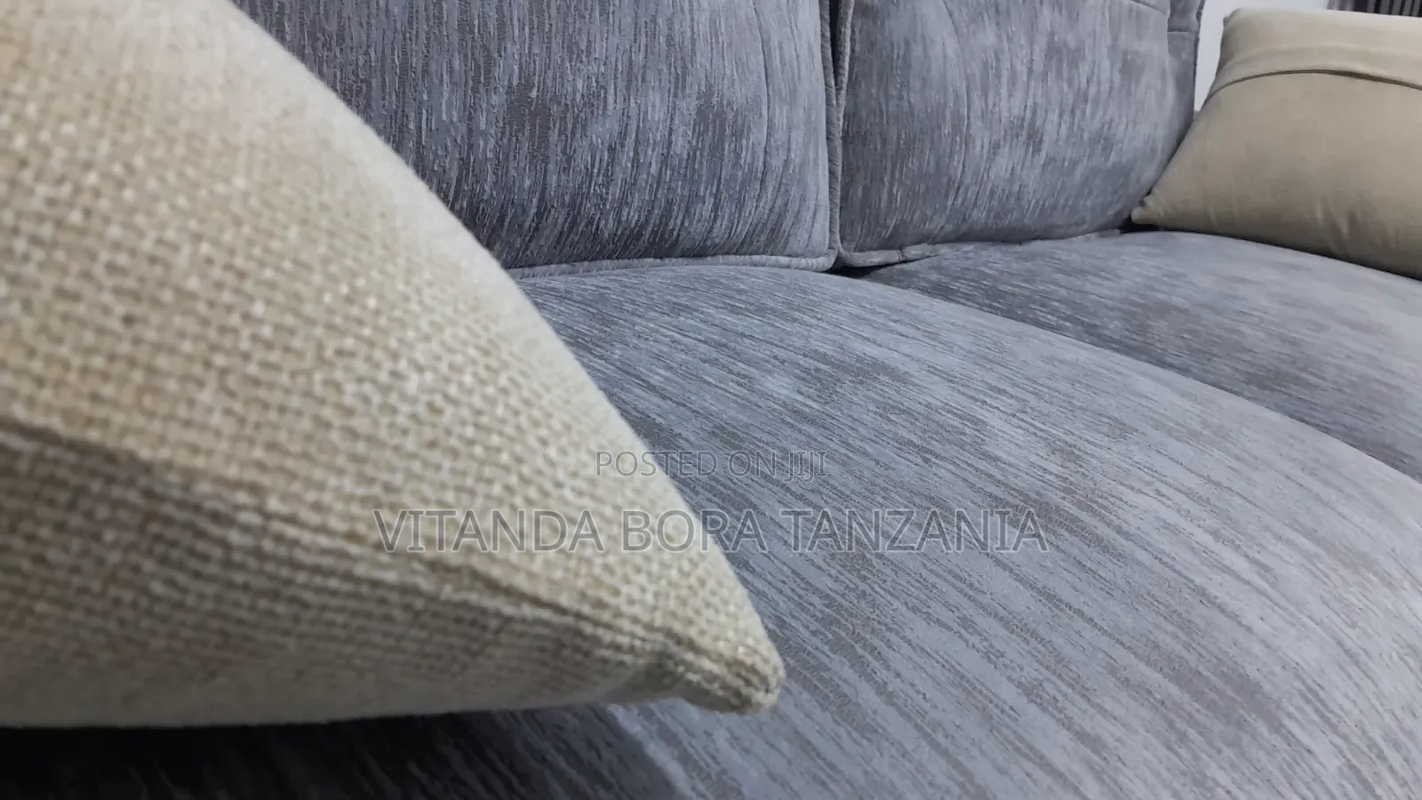 Sofa Bomba Ya Uhakika 3:2:1:1 Ya Watu Saba