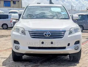 Toyota Vanguard 2007 White