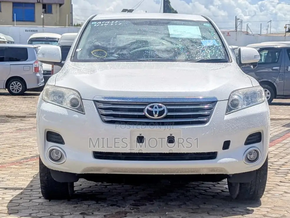 Toyota Vanguard 2007 White