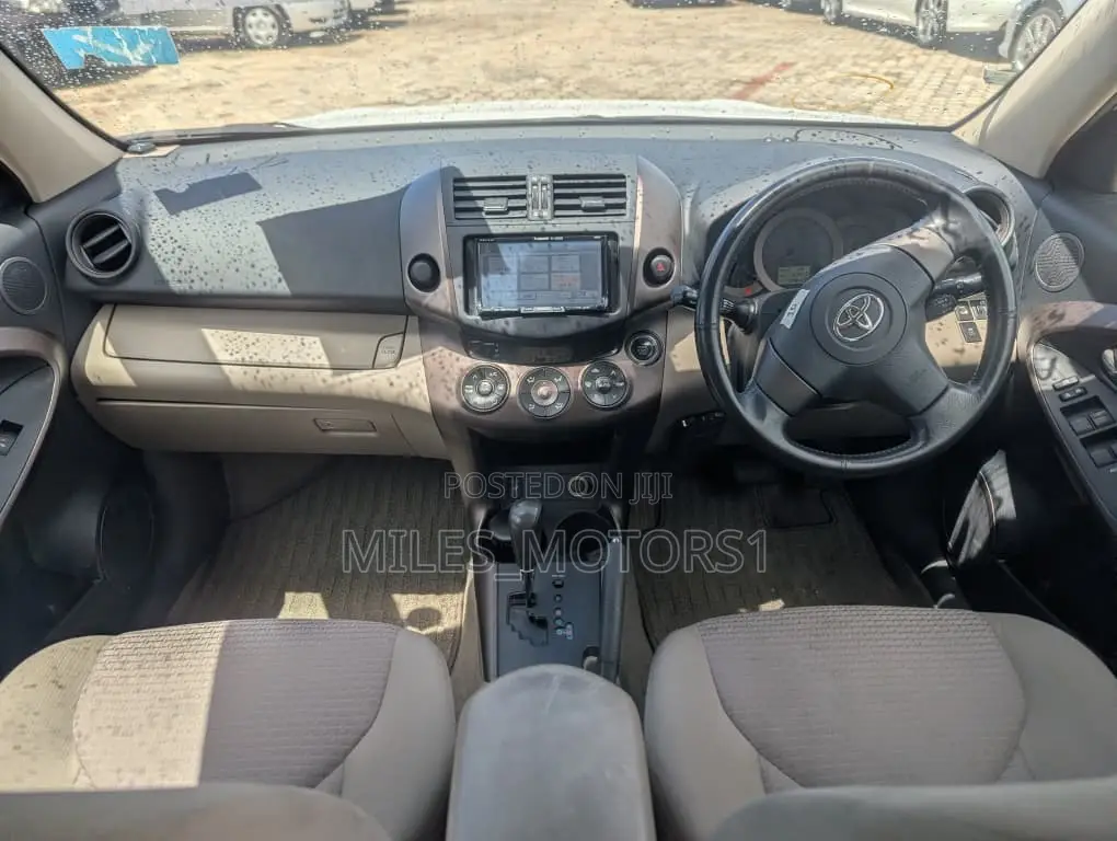 Toyota Vanguard 2007 White