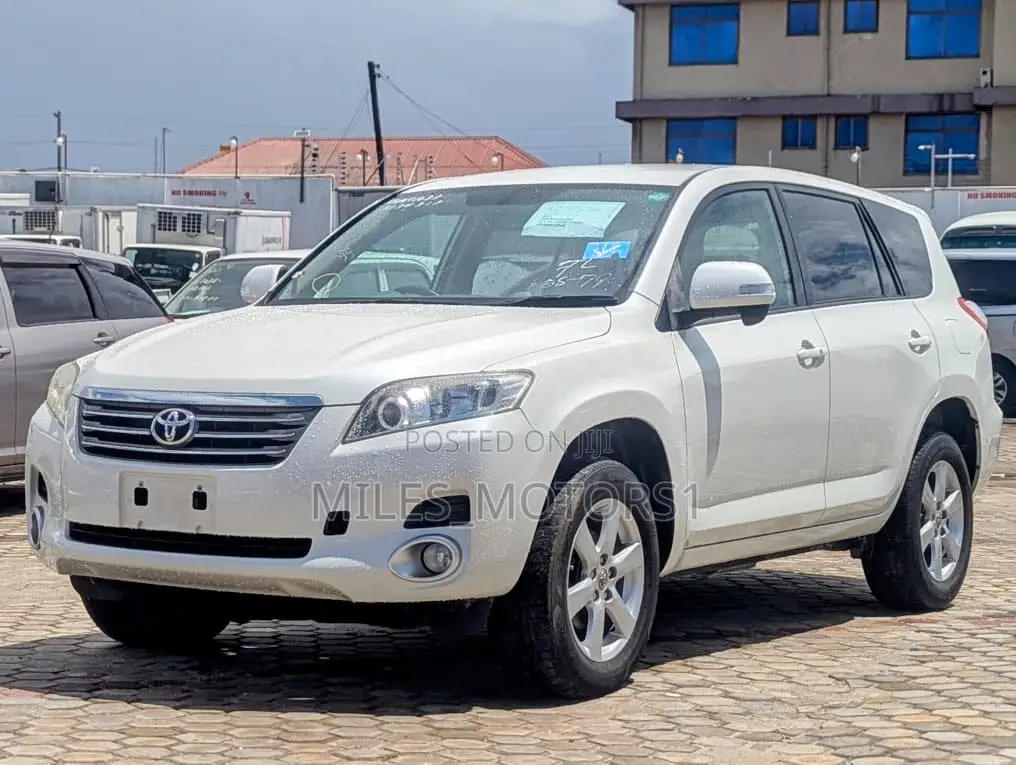 Toyota Vanguard 2007 White
