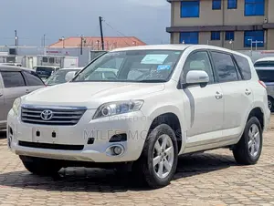 Toyota Vanguard 2007 White