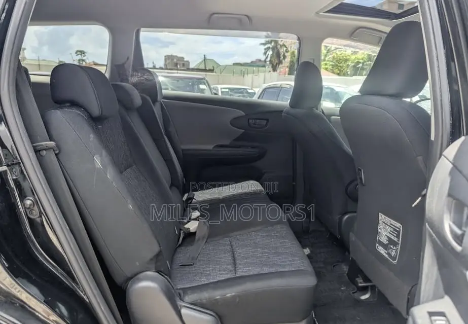 Toyota Wish 2011 Black
