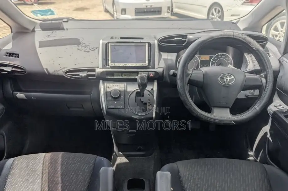 Toyota Wish 2011 Black