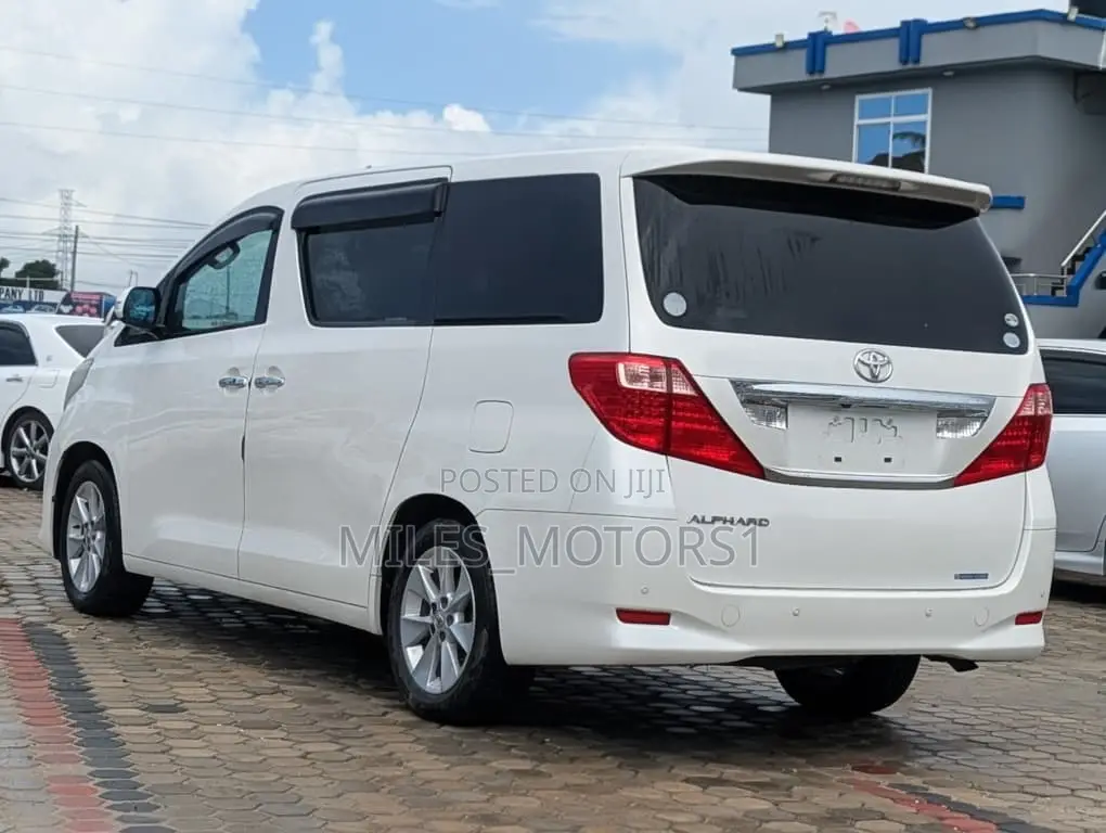 Toyota Alphard 2008 White