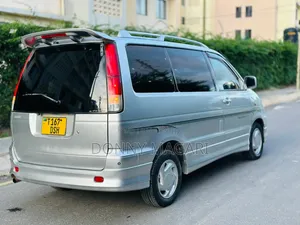 Toyota Noah 2001 Silver