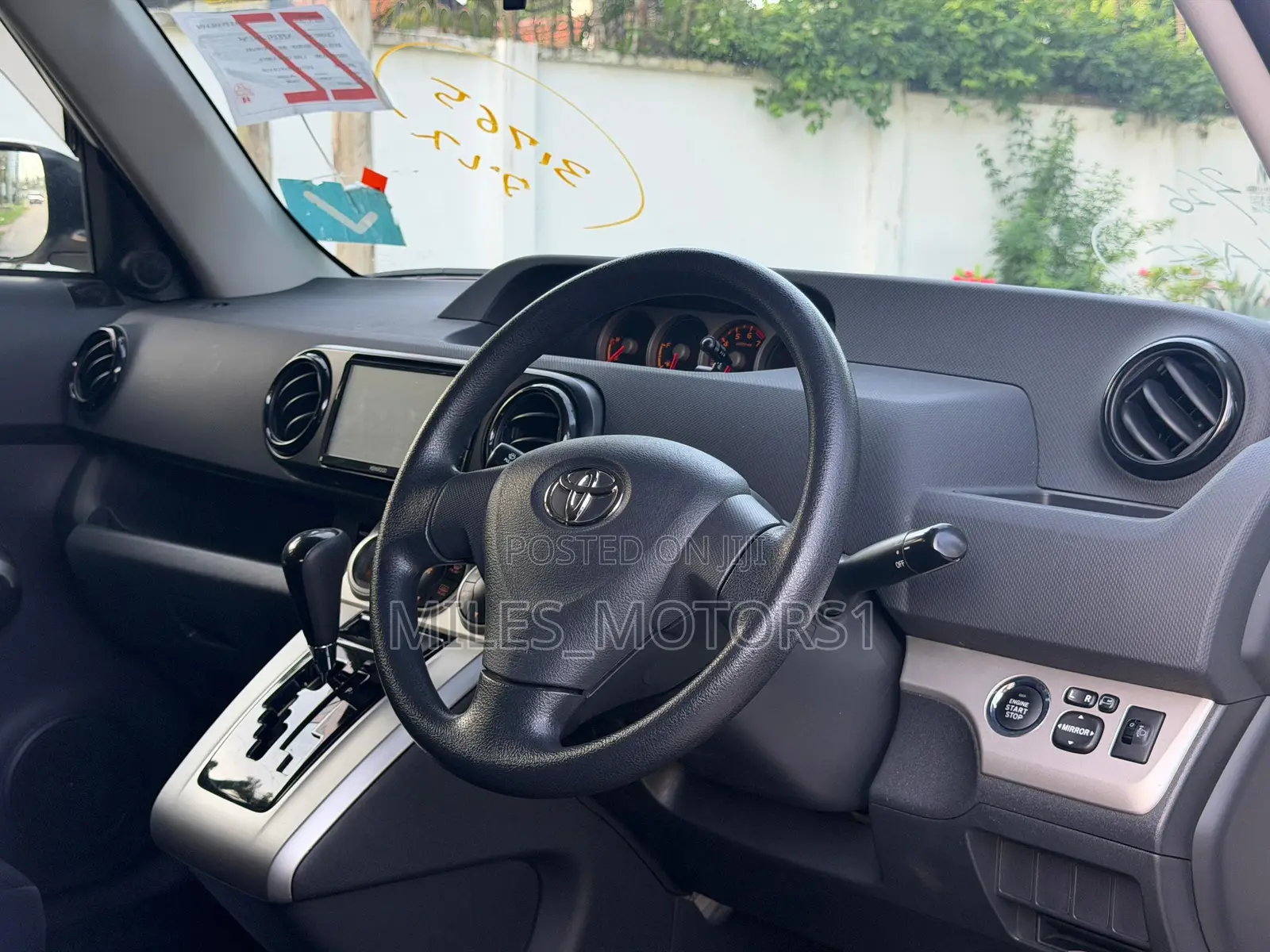Toyota Corolla Rumion 2008 White