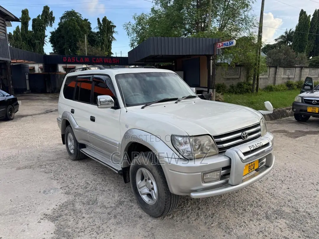 Toyota Land Cruiser Prado 2.7 16V 3dr 2001 White