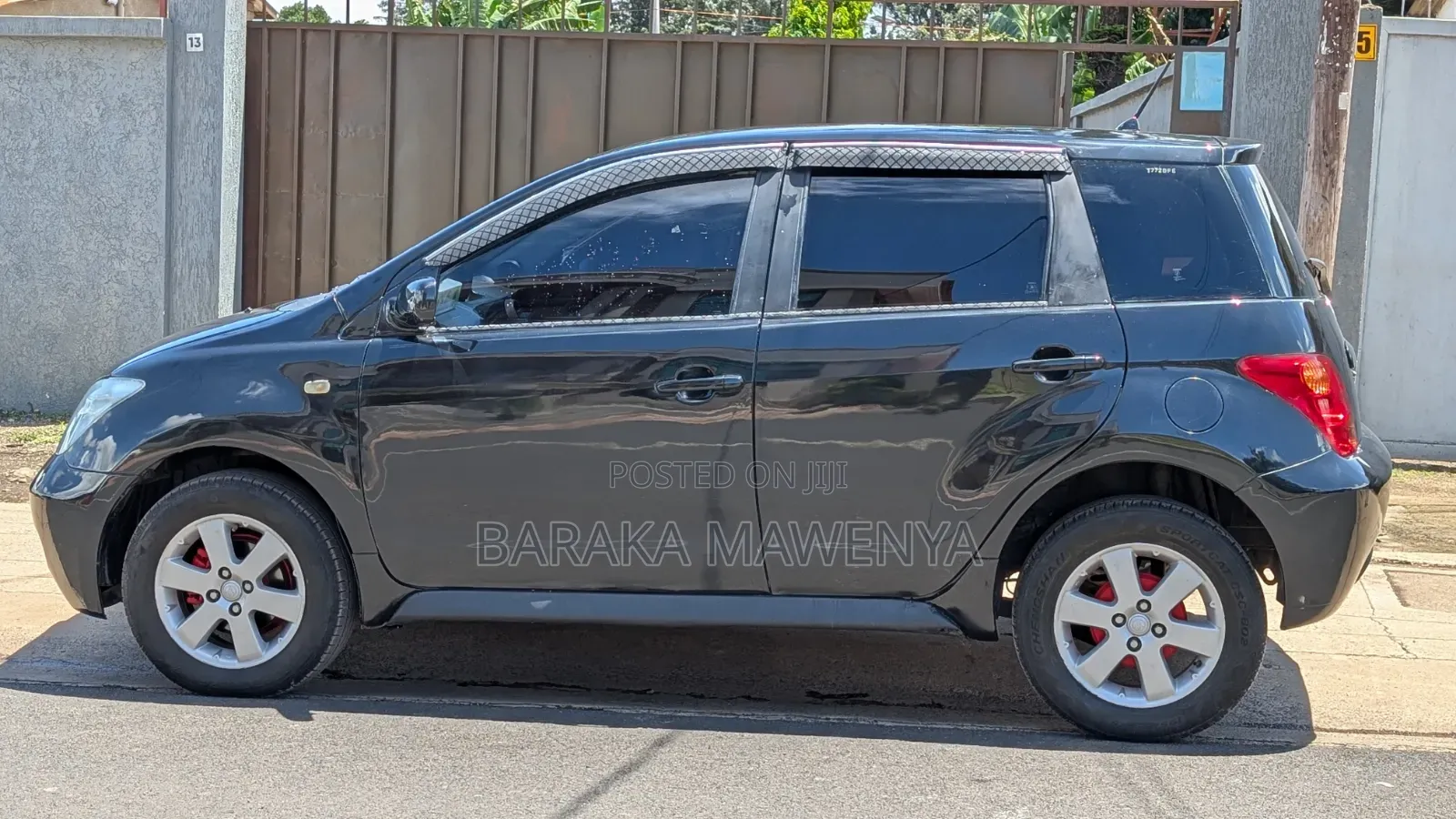 Toyota IST 2004 Black