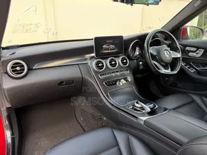 Mercedes-Benz C200 2015 Red