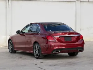 Mercedes-Benz C200 2015 Red