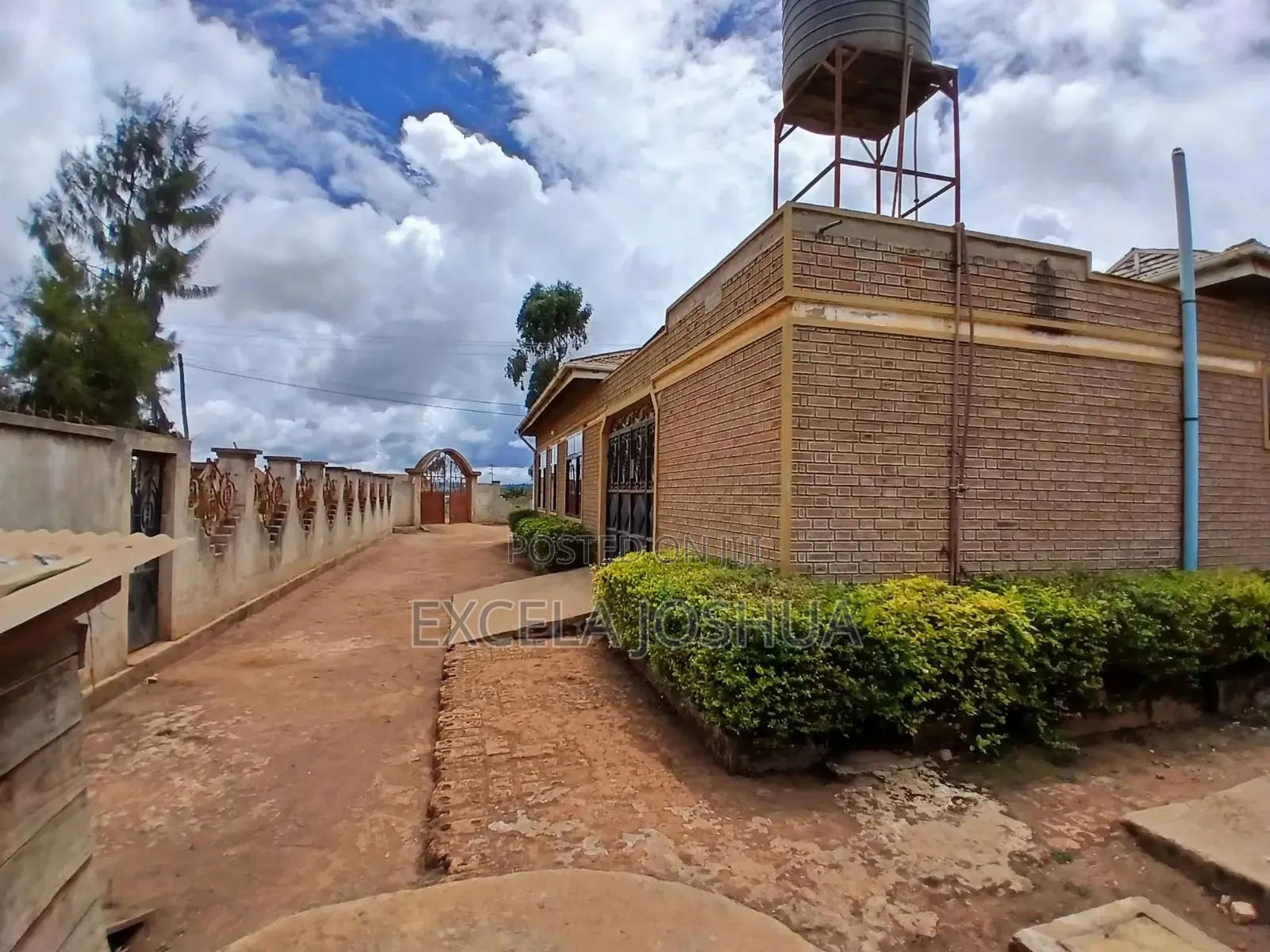 3bdrm House in Excela Joshua, Njombe Mjini for sale