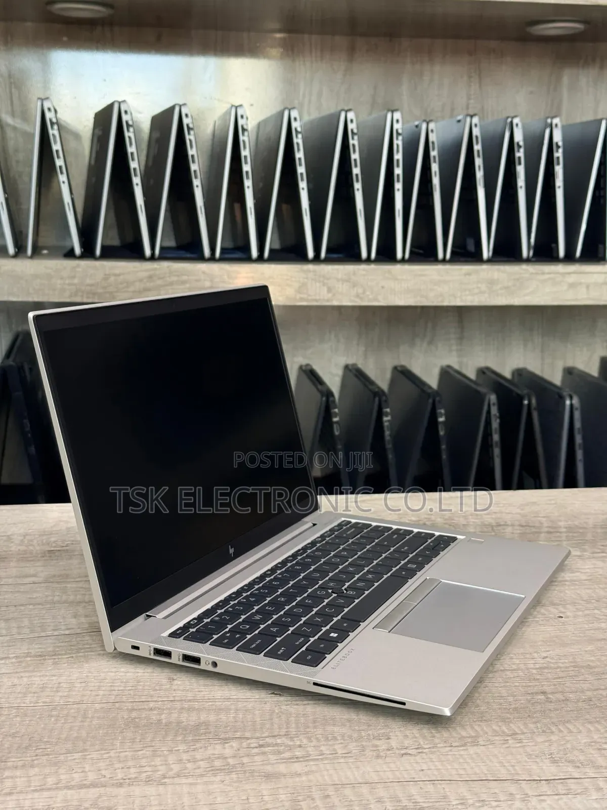 Laptop HP EliteBook 845 G8 16GB AMD Ryzen 5 SSD 256GB