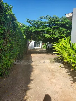 Plot for Sale Oysterbay