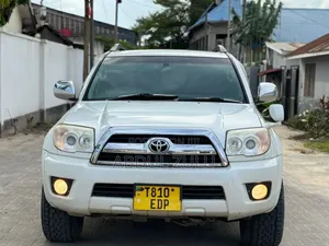 Toyota Hilux Surf 2006 White