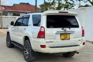 Toyota Hilux Surf 2006 White