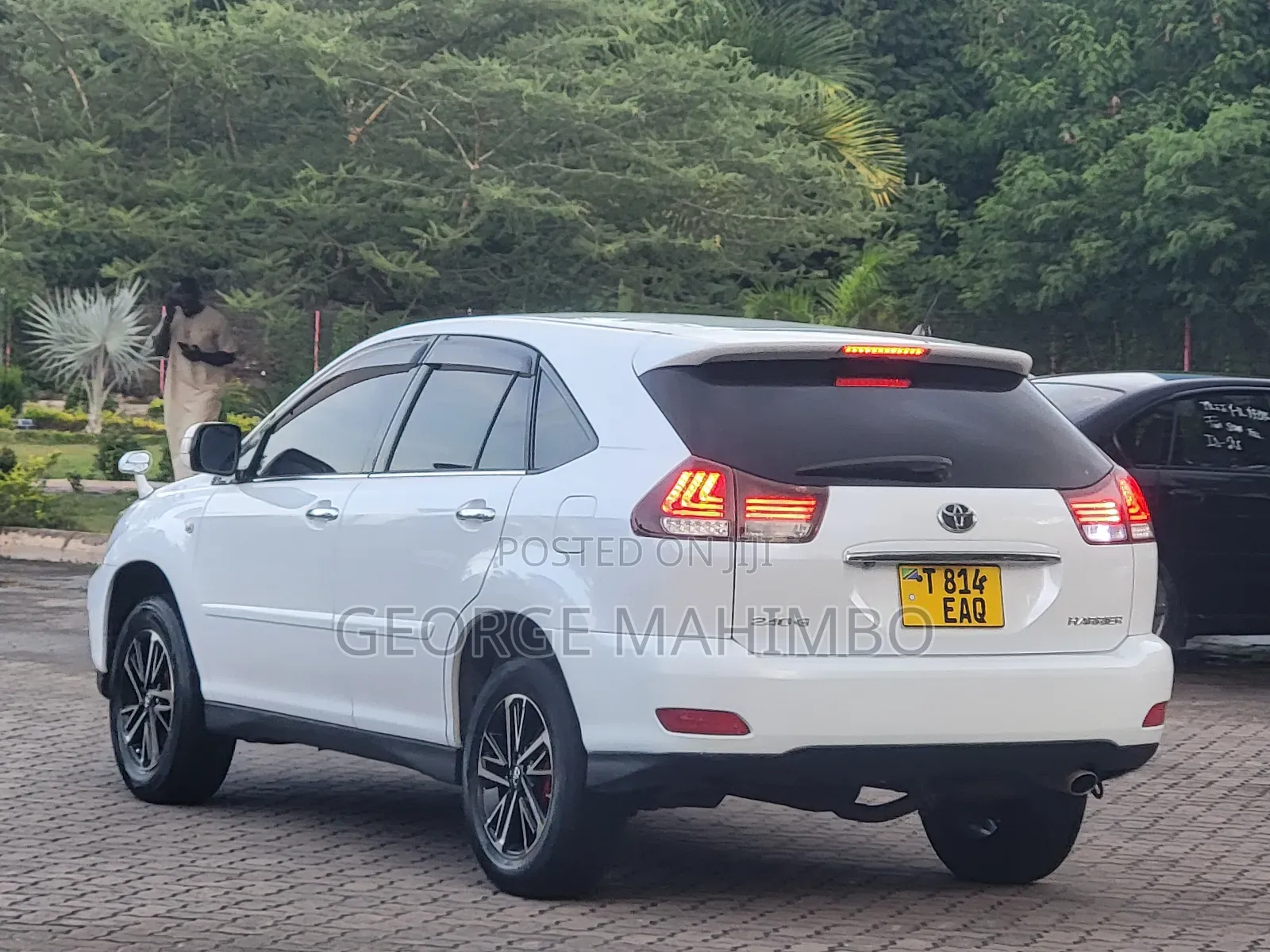 Toyota Harrier 2006 White