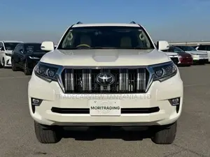 Toyota Land Cruiser Prado 2.8 2022 Pearl