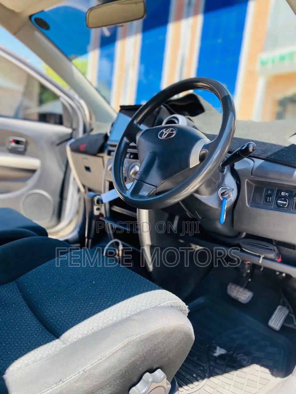 Toyota IST 2005 Silver