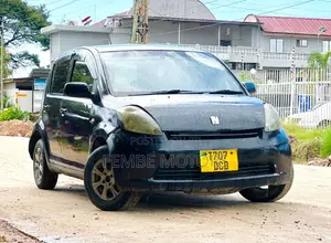 Toyota Passo 2005 Black