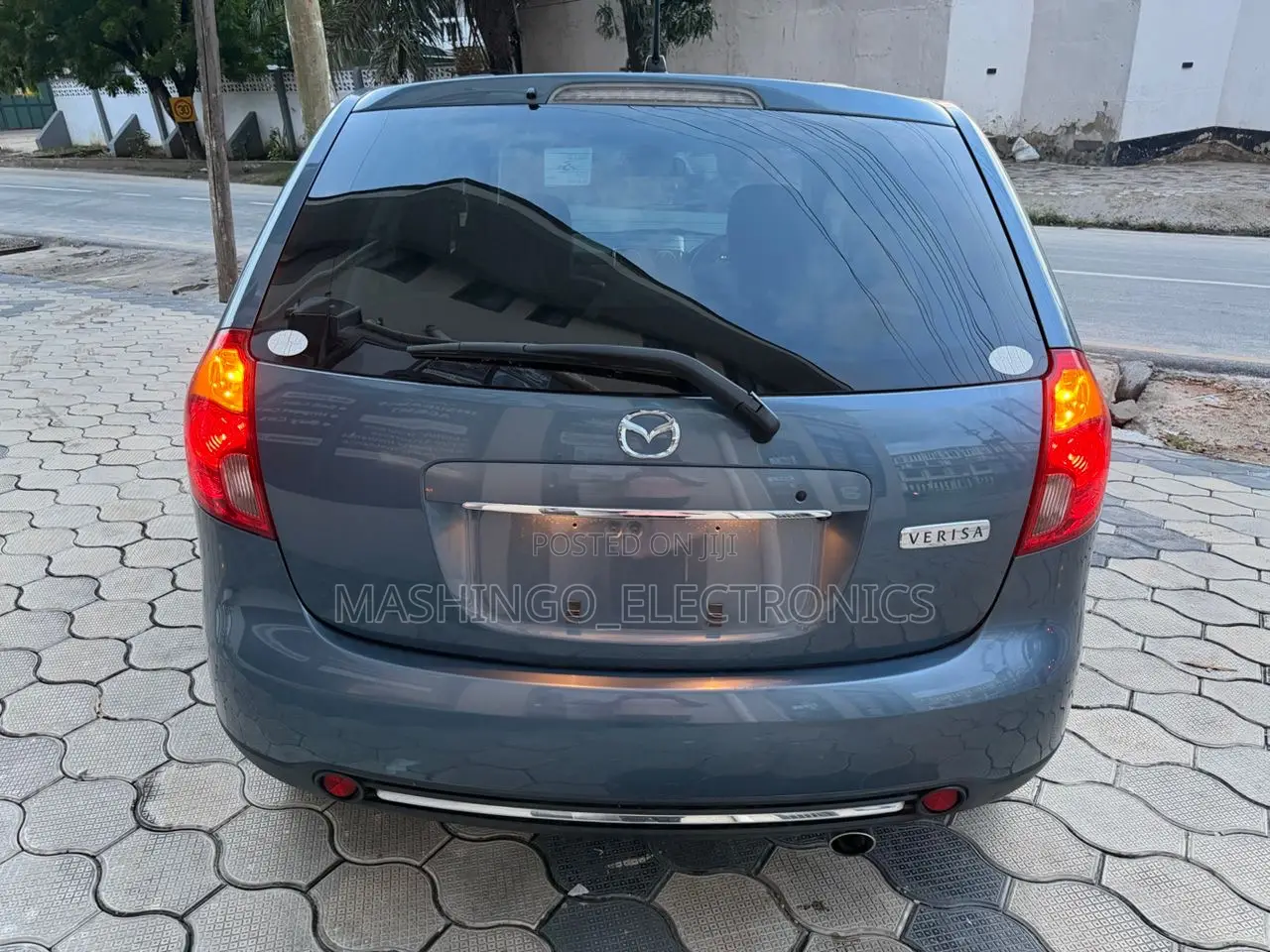 Mazda Verisa 2013 Blue