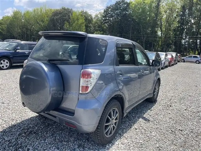 Toyota Rush 1.5 AWD 2011 Gray
