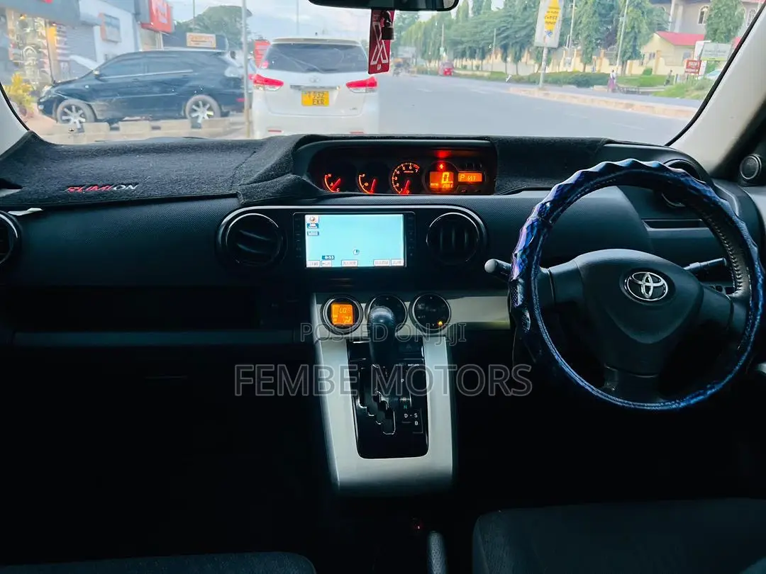 Toyota Corolla Rumion 2008 Black