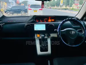 Toyota Corolla Rumion 2008 Black