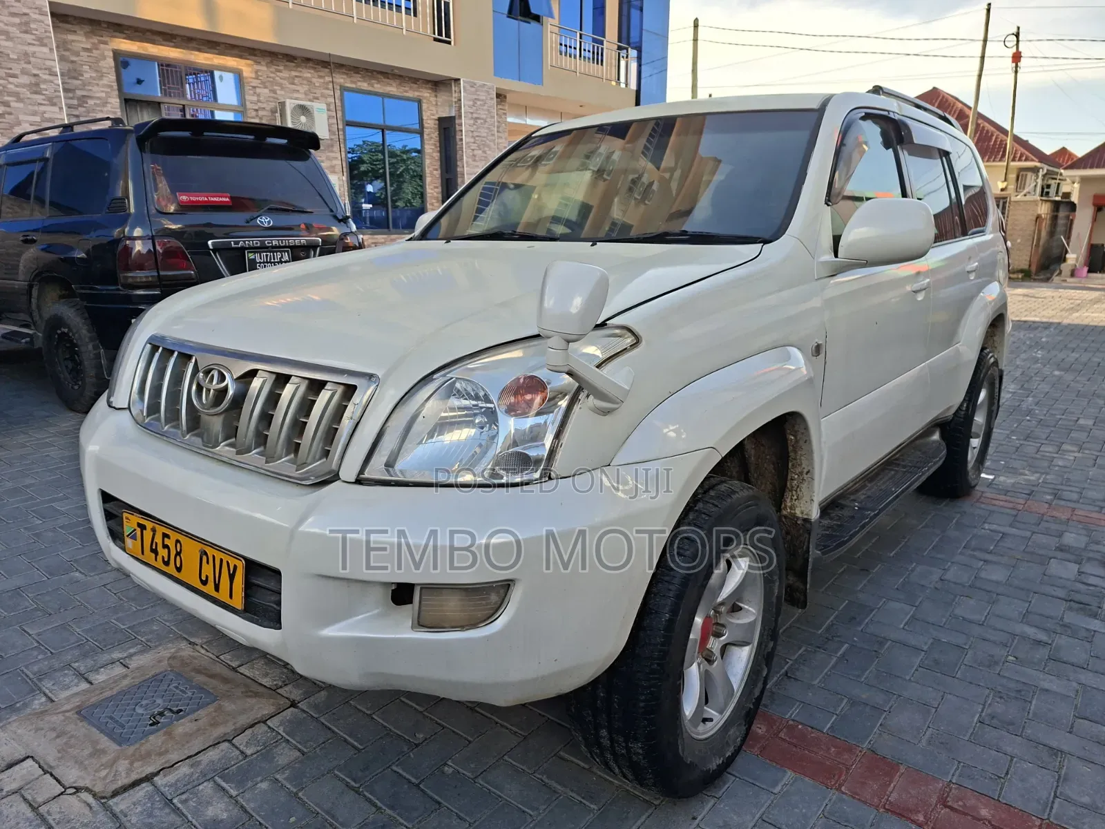 Toyota Land Cruiser Prado 2007 White
