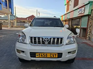 Toyota Land Cruiser Prado 2007 White