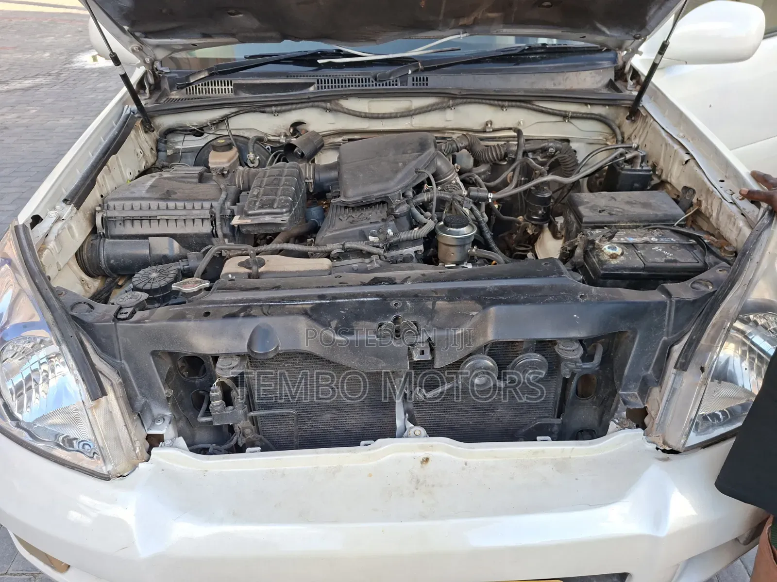 Toyota Land Cruiser Prado 2007 White