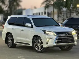 Lexus LX 450d AWD 2016 White