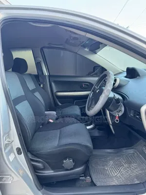 Toyota IST 2007 Silver